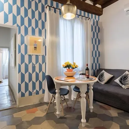 Keys Of Italy - F5 - Fiesolana 24 - Santa Croce One Bedroom Flat 2 To 4 Guests דירה פירנצה